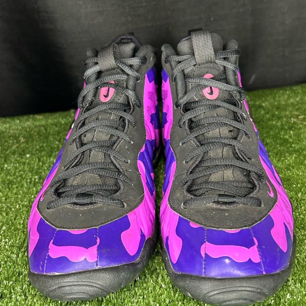 Size 6.5Y- Nike Air Foamposite Pro "Purple Camo" RARE - Picture 4 of 6